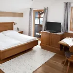 Filzenhof Apartman *